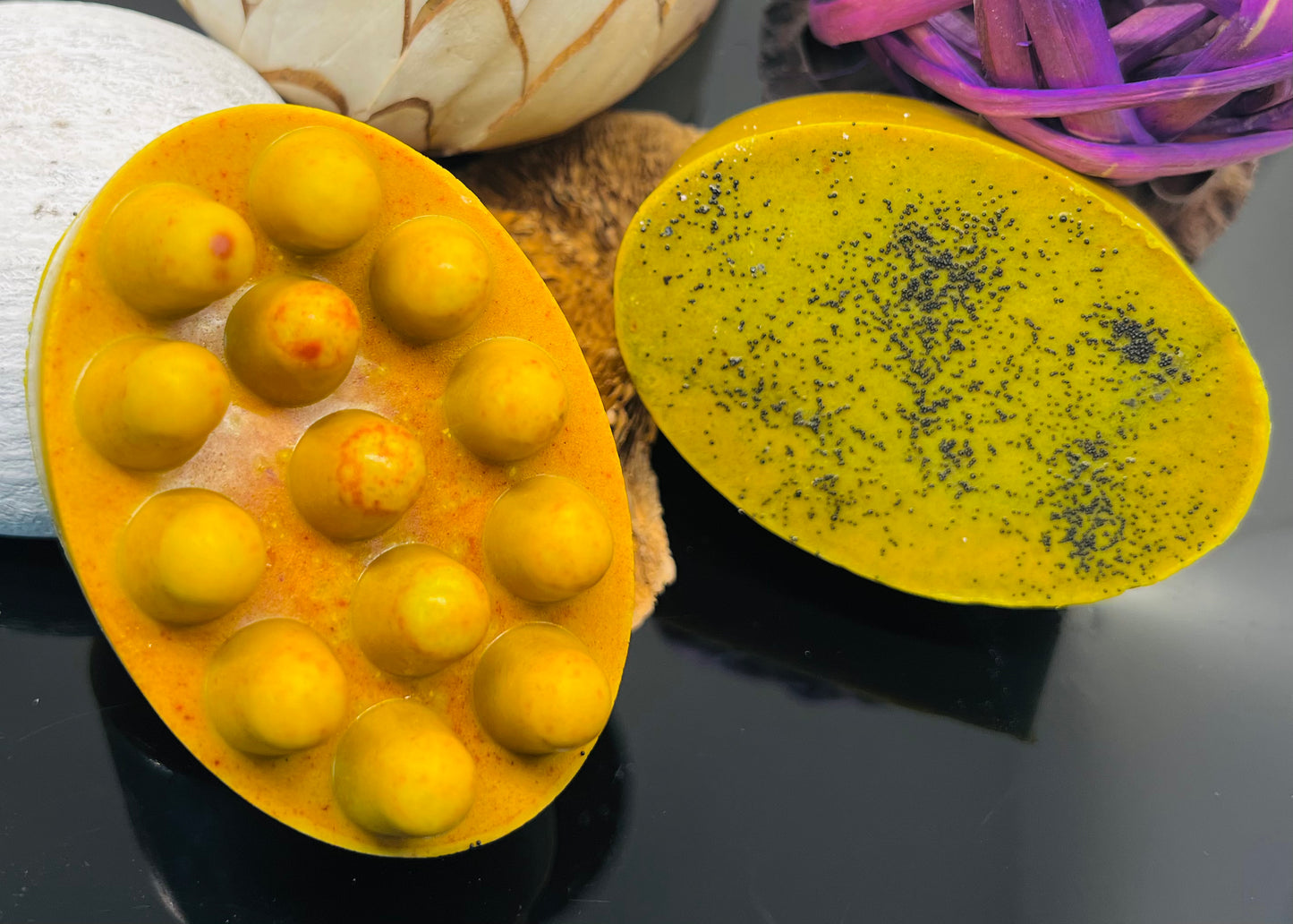 TURMERIC & TEA TREE MASSAGE BODY BAR